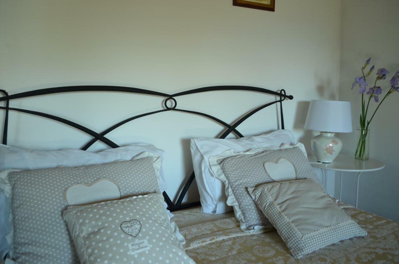 Casa Sorgente Apartment มอนเตเฟียสโกเน ภายนอก รูปภาพ